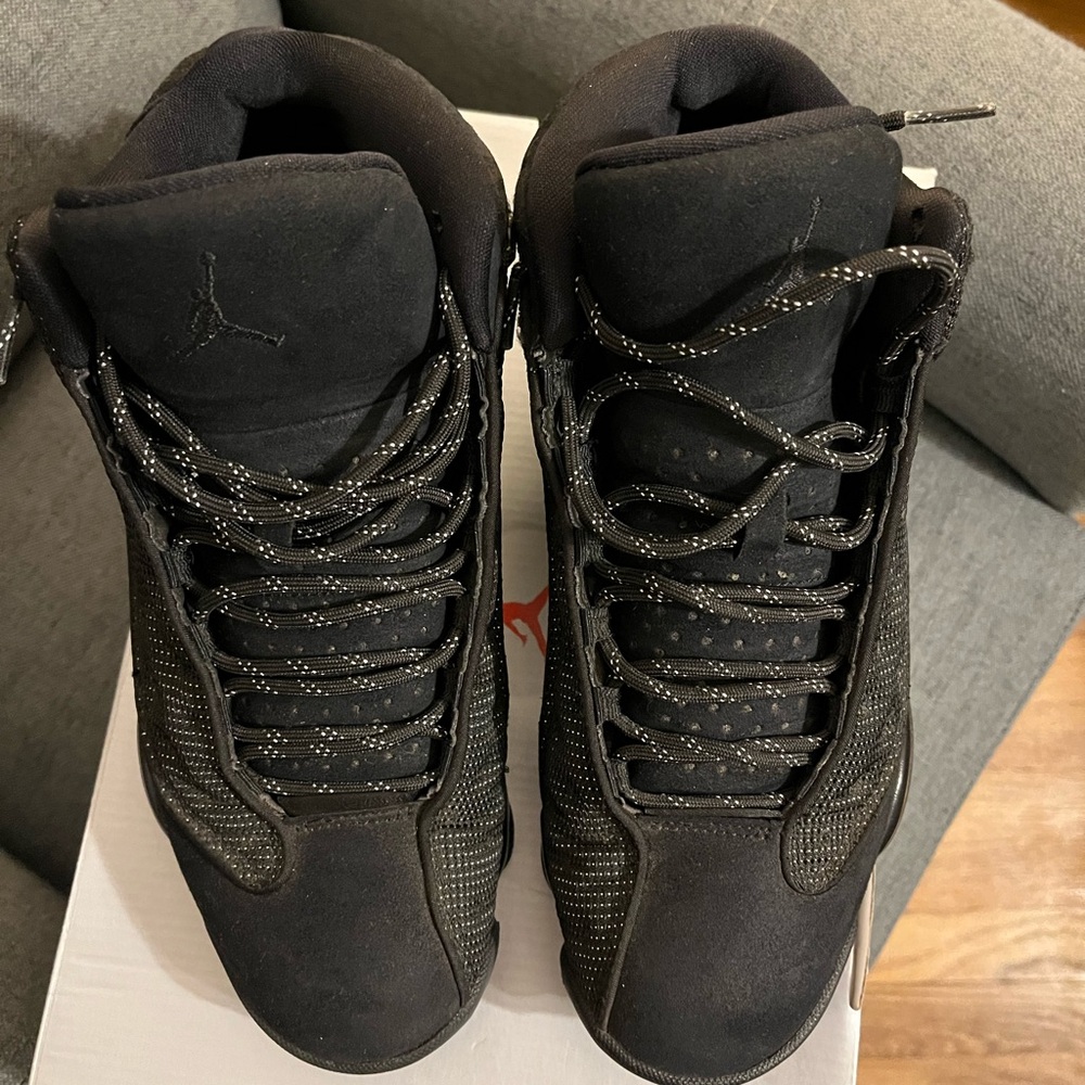 Air Jordan 13 Retro Black size 10 in very good condition